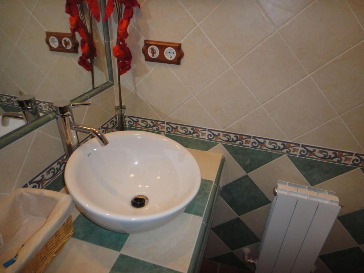 Casa Rural Cristina III San Pablo de los Montes Esterno foto